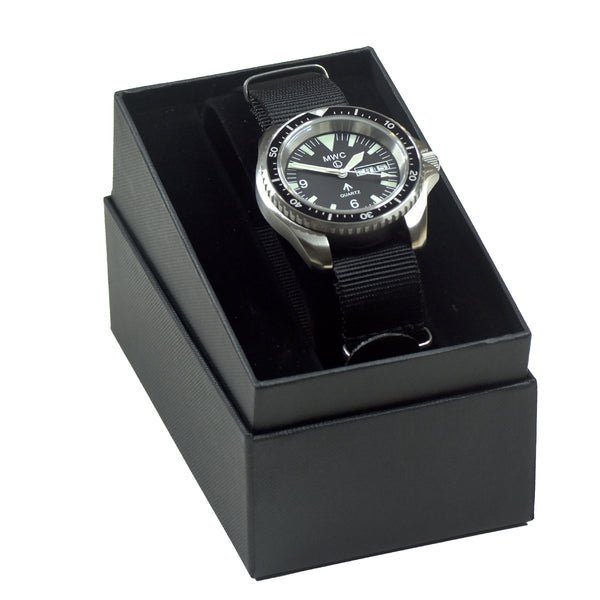 MWC 1999-2001 Pattern Quartz Day/Date Military Divers Watch with Stainless Steel Case and Sapphire Crystal