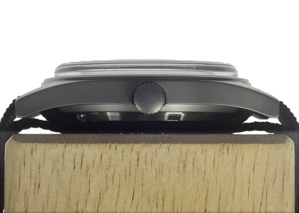 W10 1960s Pattern Handwound Military Watch with Plexiglass Crystal and Handwound Mechanical Movement