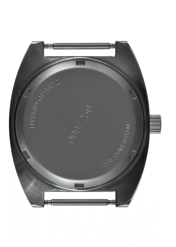 MWC W10 1970s Pattern Hybrid Military Watch with 100m Water Resistance - Non Date Version - Not Running but Brand New Probably just a Battery Issue