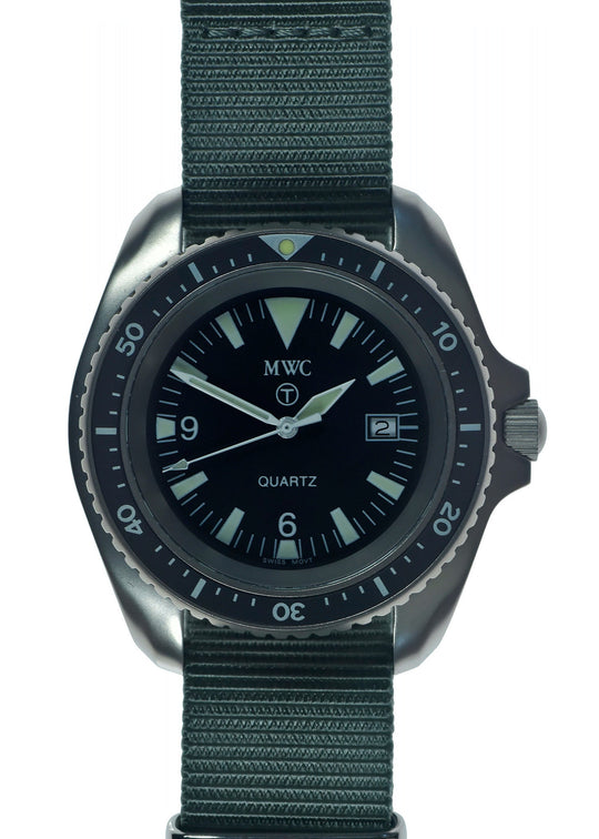 Brand New and Very Rare Original 2001 MWC Stainless Steel Quartz Military Divers Watch