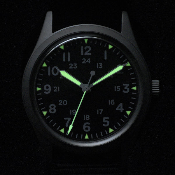 GG-W-113 U.S 1960s Pattern Handwound Military Watch with Plexiglass Crystal and Mechanical Movement