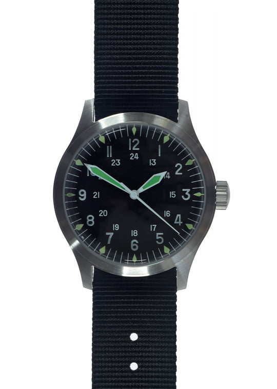 MWC GG-W-113 Classic 1960s/70s U.S Pattern Vietnam War Issue Watch with 24 Jewel Automatic Movement and 100m Water Resistance