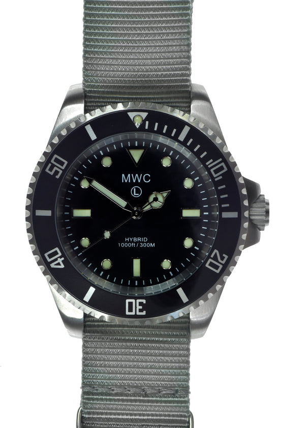 MWC 300m / 1000ft Stainless Steel Mechanical/Quartz Hybrid Military Divers Watch with Sweep Secondhand - Brand New Ex Display Watch from the 2023 IFSEC International show at the ExCeL in London - Reduced to Under Half Price - Location UK